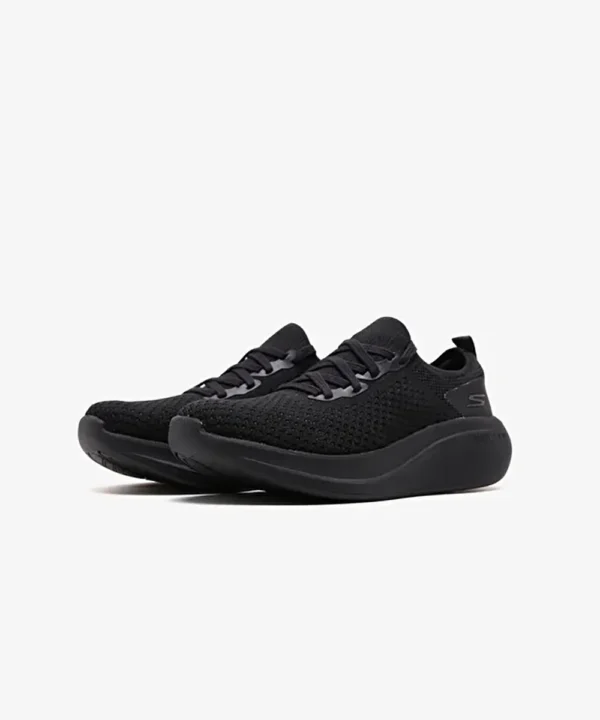 Skechers Men's Max Cushioning Essential