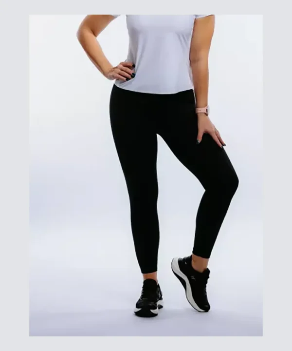 Anta Women's Tight Crop