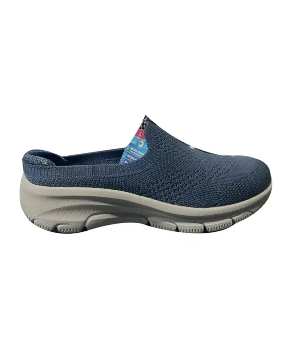 Skechers Women's Relaxed Fit® Easy Going Mesh Clogs